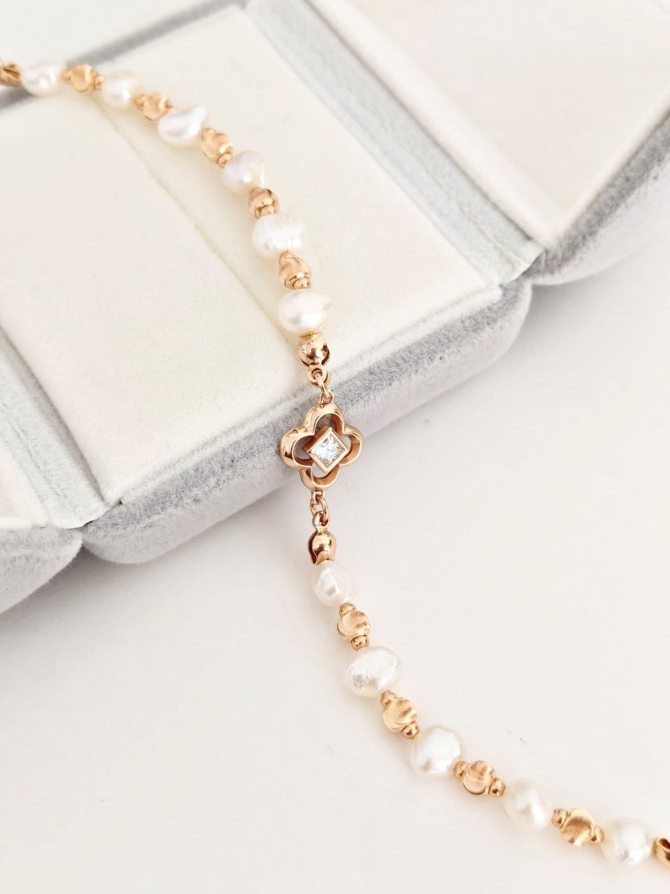 Lucky Clover Pearl Bracelet